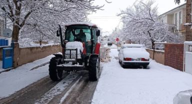Develi'de kar kalınlığı 10 santime ulaştı