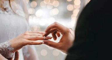 Evlilik Yaşı Yükseliyor, Nüfus Artışı Yavaşlıyor: Gençler Neden Evlenmekten Kaçınıyor?