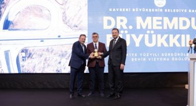 Kayseri Büyükşehir, 2025'i ödüllerle taçlandırdı