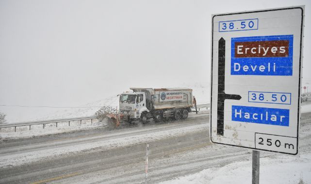 Kayseri'de 137 mahalle yolu kapalı