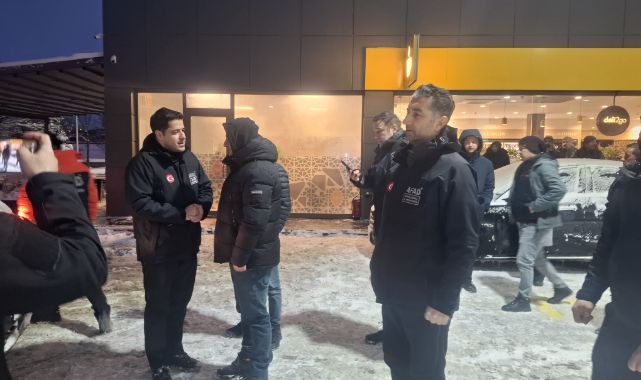 Kayseri'de kar yağışı sonrası mahsur kalan vatandaşlar kurtarıldı