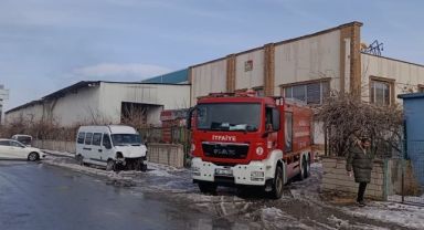 Kayseri’de korkutan fabrika yangını