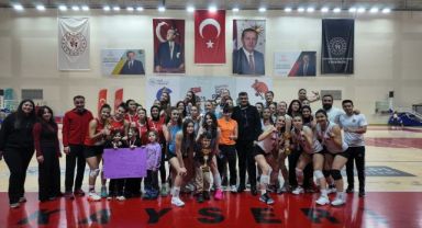 Kayseri Yıldız Kızlar Voleybol Süper Ligi tamamlandı
