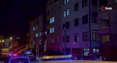 Tartıştığı erkek arkadaşını banyoda bıçakladı: 1 ölü