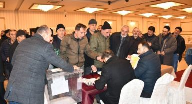 Tomarza Esnaf Ve Sanatkarlar Odası Başkanı Yaşar Polat güven tazeledi