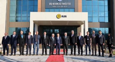 Türkiye'nin en büyük diş hastanesi ilk hastalarını aldı