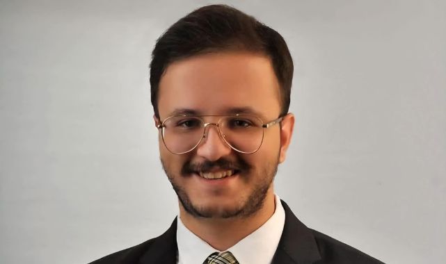 Zafer Partisi Melikgazi’de Toplu İstifa: İlçe Başkanı Çakmak ve Yönetimi Görevi Bıraktı