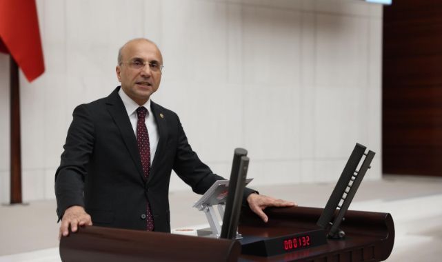 6 Şubat’ın 3’üncü yılında CHP’li Aşkın Genç: “Sorumluluğumuz sadece anmak değil, dirençli kentler kurmaktır”