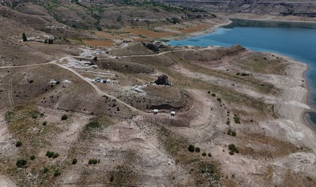 7,7 milyon yıllık tarihe ışık tutan Taşhan'da daha sonraki dönemlerde yaşayan türlerin fosilleri bulundu
