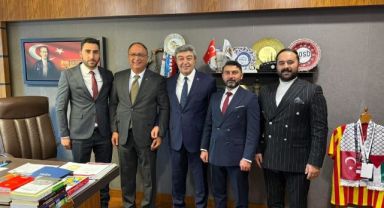 AK Parti Tomarza İlçe Teşkilatı’nda TBMM’ye ziyaret