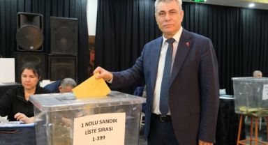 Argıncık Esnaf Odası'nda Akpınar güven tazeledi