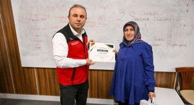 Bahçe Bakımı Kursu’nu tamamlayan üreticilere sertifikaları verildi