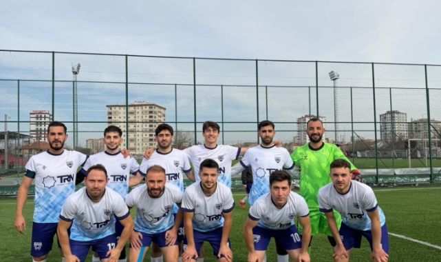 Başakpınarspor geriden gelerek kazandı