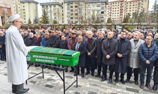 Başkan Büyükkılıç'ın kayınvalidesi toprağa verildi