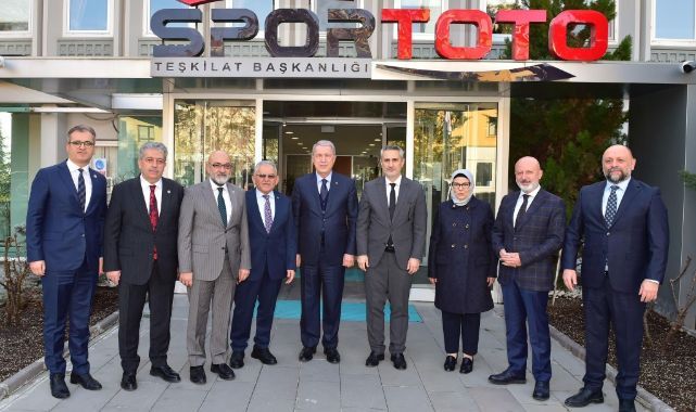 Başkan Büyükkılıç'tan Kayseri sporuna dev hamle: Başkentte imzalar atıldı