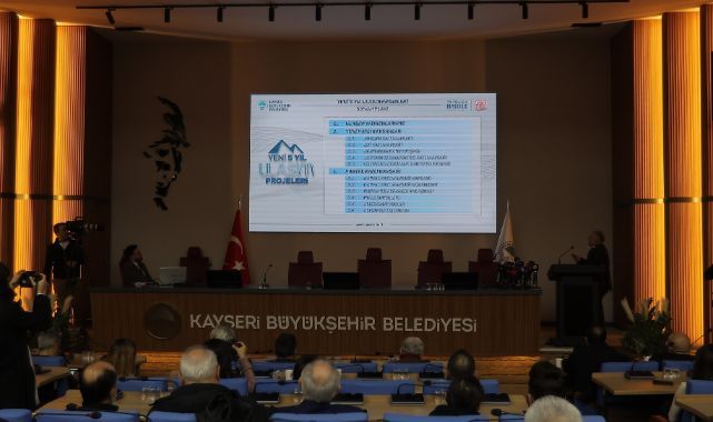 Başkan Büyükkılıç'tan ulaşım hamlesi: 2.4 milyar TL'lik 5 yeni katlı kavşak, 16 kilometre yol düzenlemesi