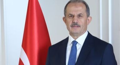 Başkan Taşyapan'ın ağabeyi Hakkari Valisi olarak atandı