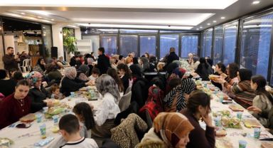 Başkan Yalçın gönül sofrasında vatandaşlarla iftar açtı