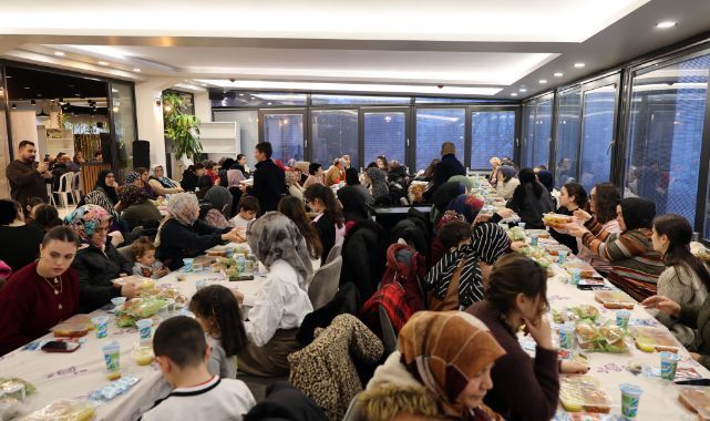 Başkan Yalçın gönül sofrasında vatandaşlarla iftar açtı