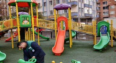 Büyükşehir’den yeşil alanlarda onarım çalışması 