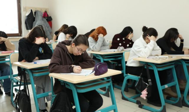 Büyükşehir KAYMEK’ten MSÜ sınavına hazırlık yolunda ücretsiz deneme sınavı 