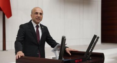 CHP’li Aşkın Genç: “Bütçe açığı saniyede 80 bin TL büyüyor; her saniye 20 emeklinin bayram ikramiyesi eriyor”