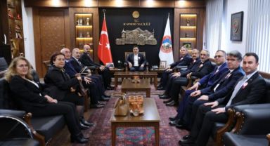 Defterdarlık heyetinden Vergi Haftası’nda Vali Çiçek’e ziyaret 