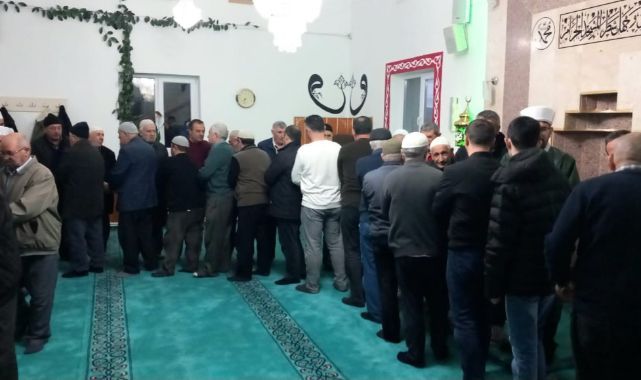 Develi’de 6 Şubat Hüznü: Sabah Namazında Tek Yürek, Tek Dua