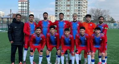 Döğerspor zirve yolunda 2 puan kaybetti