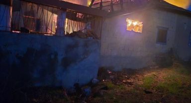 Felahiye'de müstakil evde yangın