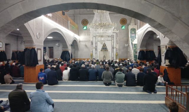 Kayseri’de 2026'nın ilk teravih namazı kılındı