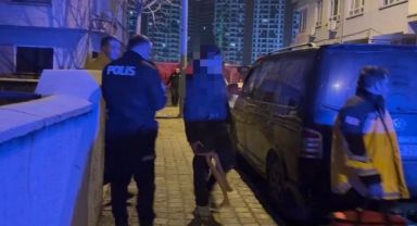 Kayseri'de Bıçaklı Saldırı: Yaralı Genç Binaya Sığınarak Yardım İstedi