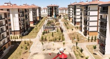 Kayseri’de TOKİ Heyecanı: 7 Bin 562 Konutun Hak Sahibi Noter Huzurunda Belirlendi!