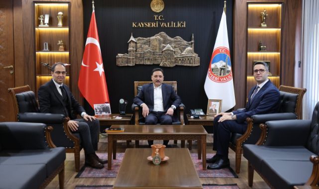 Kayseri Devlet Hastanesi’nin yeni başhekimi Çöl’den Vali Çiçek’e ziyaret