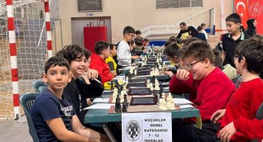 Kayseri Okul Sporları Satranç İl Birinciliği başladı
