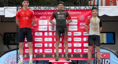 Kayserili bisikletçiler; Alanya’da kürsüye ambargo koydu