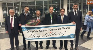 Münih’te Türk heyetine AKİB'ten coşkulu karşılama: Hulusi Akar’a büyük ilgi