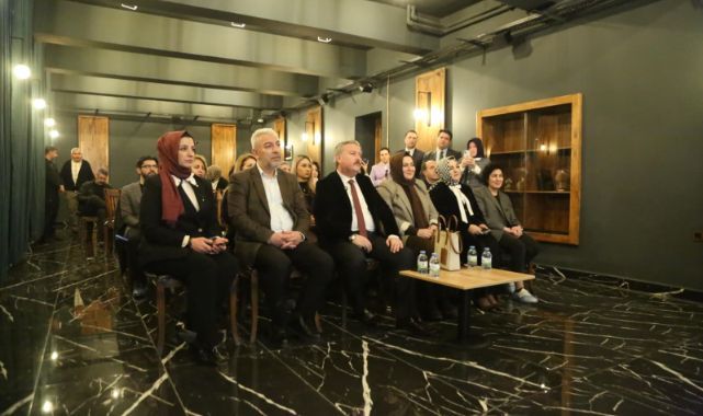 Sanat Melikgazi’de “Bilginin Yolculuğu: Sözden Dijital Çağa” konferansı