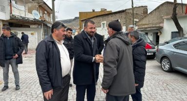 Siyasi parti başkanlarından Adem Şengül'e ‘protokol' tepkisi