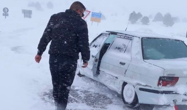 Tomarza - Arslantaş ile Tufanbeyli - Ayvat yolu ulaşıma kapandı