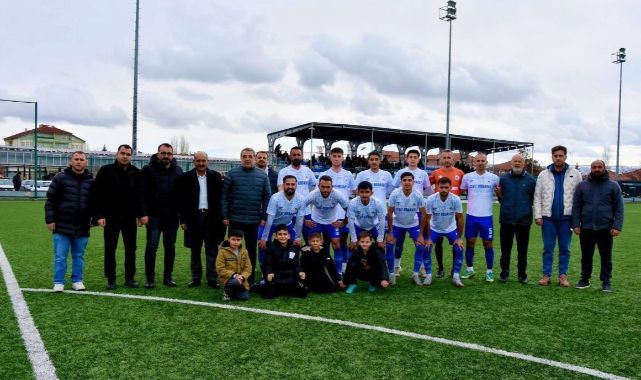 Tomarza Belediyespor şampiyonu 3-1 mağlup yolladı