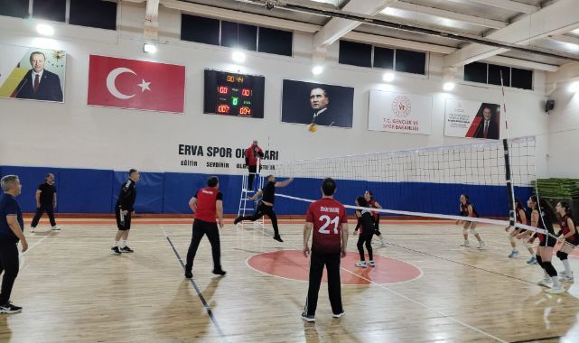 Vali Gökmen Çiçek: Bugün çığ gibi büyüyen dev gibi bir aile olduk