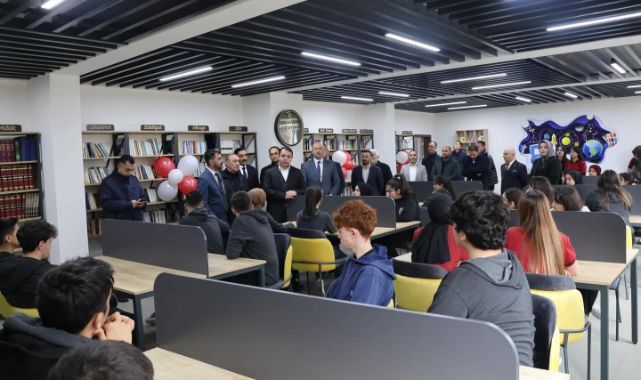 Yahyalı Mustafa Koyuncu Fen Lisesi’ne yeni kütüphane