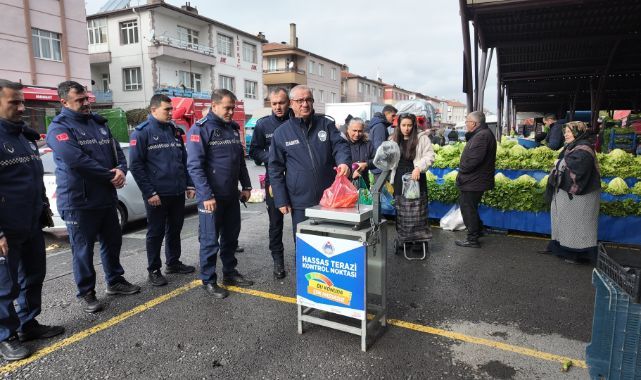 Zabıta ekiplerinden fırın, pazar ve market denetimi