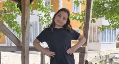 2 yıldır kanser tedavisi gören 11 yaşındaki Zeynep, hayatını kaybetti