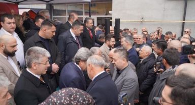 AK Parti Kayseri’de bayramlaştı