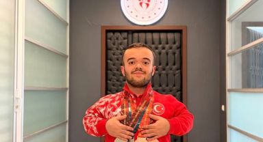 Avrupa ikincisi sporcuya görkemli karşılama