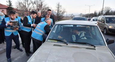 Başkan Büyükkılıç, Cumhurbaşkanı ile bayramlaştı, 'iftara 5 kala' programına ve huzurevi gönül sofrasına katıldı