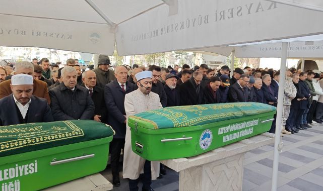 Başkan Çolakbayrakdar’ın babası toprağa verildi