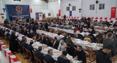 Birlik Vakfı iftarda bir araya geldi